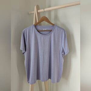 Eddie Bauer Women's Versatile Everyday Essential Short Sleeve T-Shirt in Purple